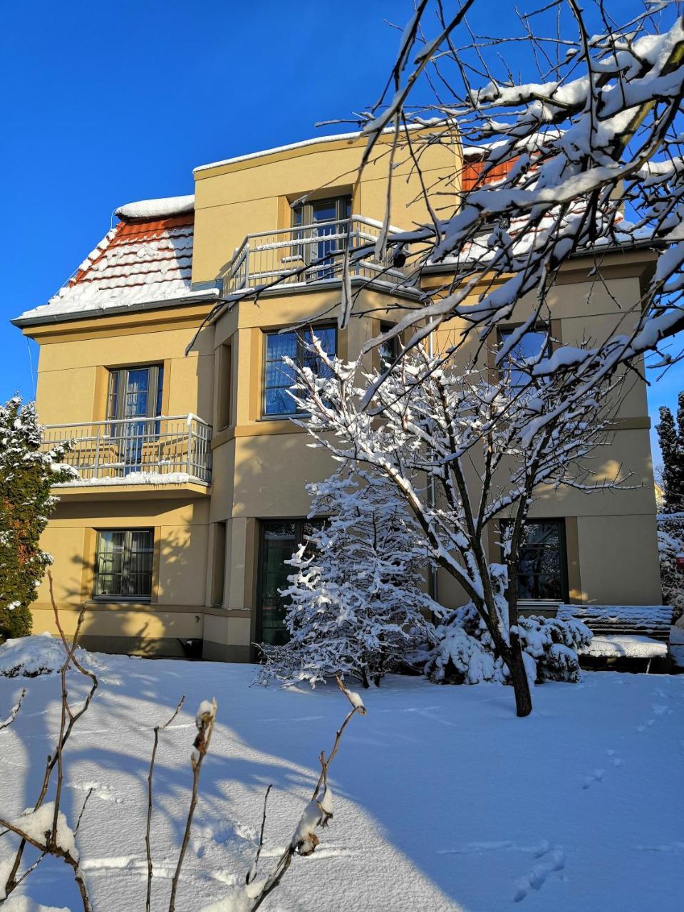 Vila Krocinka Praga Exterior foto